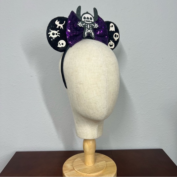 🎃 Skele-Stitch Minnie Ears | Disney Halloween Stitch-Inspired Mickey Mouse Ears - Picture 5 of 6